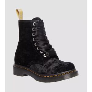 $170 Dr. Martens Women's 1460 Vegan Crushed Velvet Boots Size 5